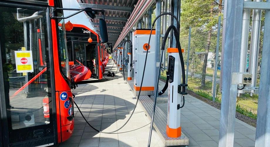 In Europe, concern about the transition to electric buses migrated from acquisition to operation.
