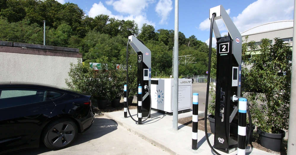 JOLT Energy, pioneering CPO in the eMobility sector.