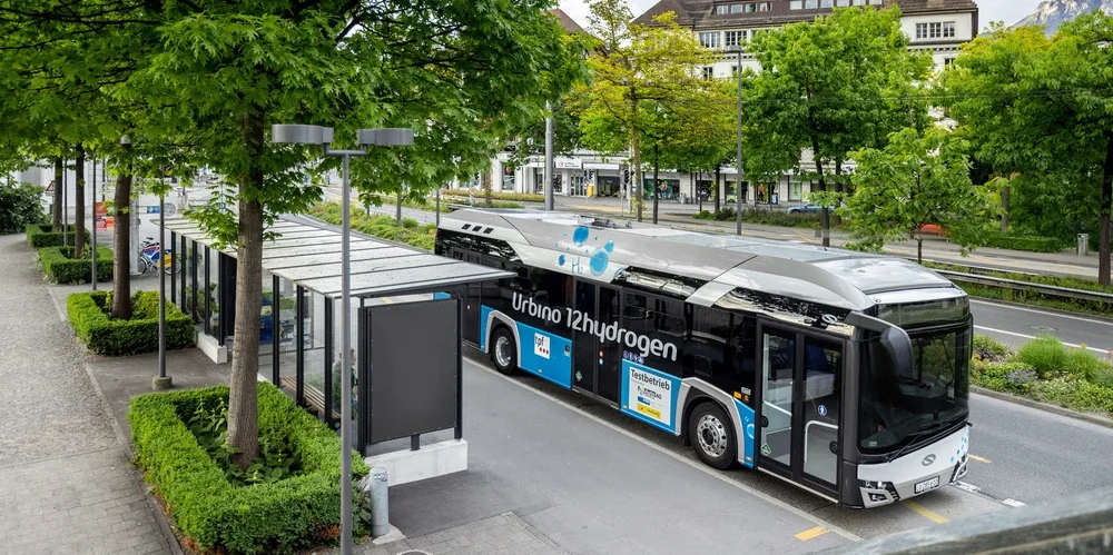 Solaris is a highly experienced partner in hydrogen technology within the public transport sector.