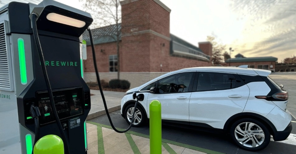 FreeWire Technologies Fast and Flexible EV Charging Solutions GM Energy