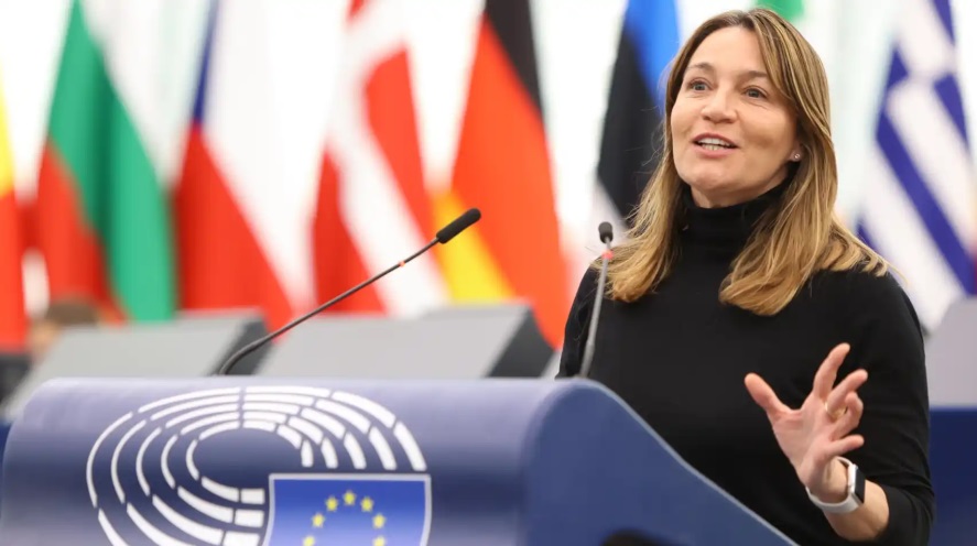 Susana Solís, the Ciudadanos MEP and member of the liberal group Renew Europe, aobut engine cars