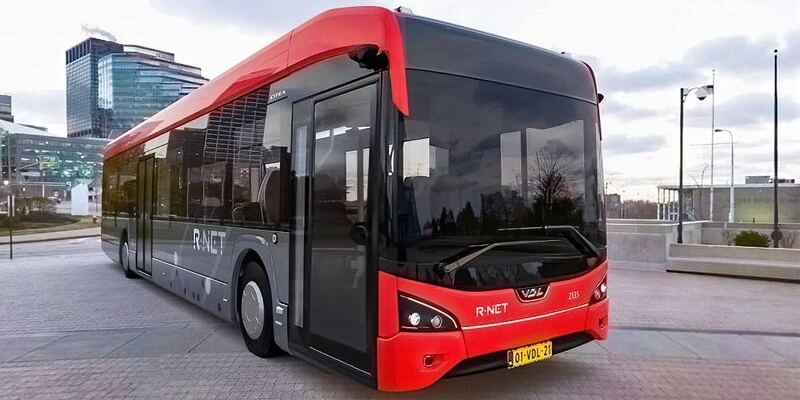 EBS unveils largest and most advanced electric bus parking in the Netherlands