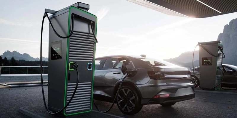 Mercedes-Benz high-power charging partners with Alpitronic to expand US network