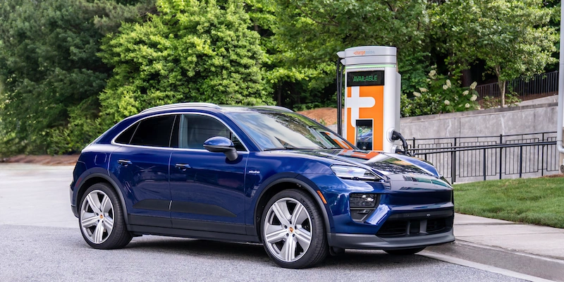 Over 100,000 chargers: ChargePoint and Porsche expand EV charging network in North America