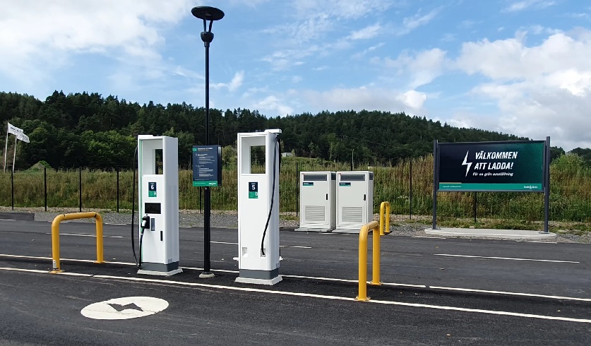 ABB E-mobility high-power chargers heavy transport at Ragn-Sells sites