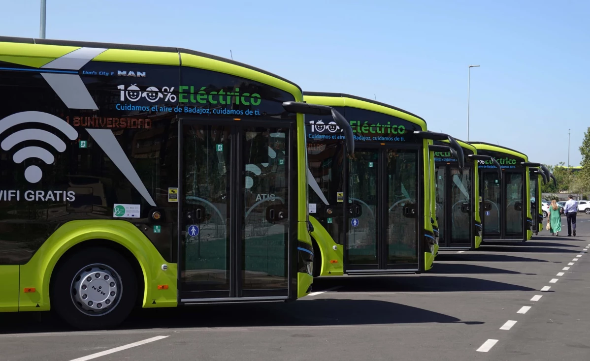 With 100 EVs, Grupo Ruiz reaffirms its leadership as "the first company with an electric fleet"