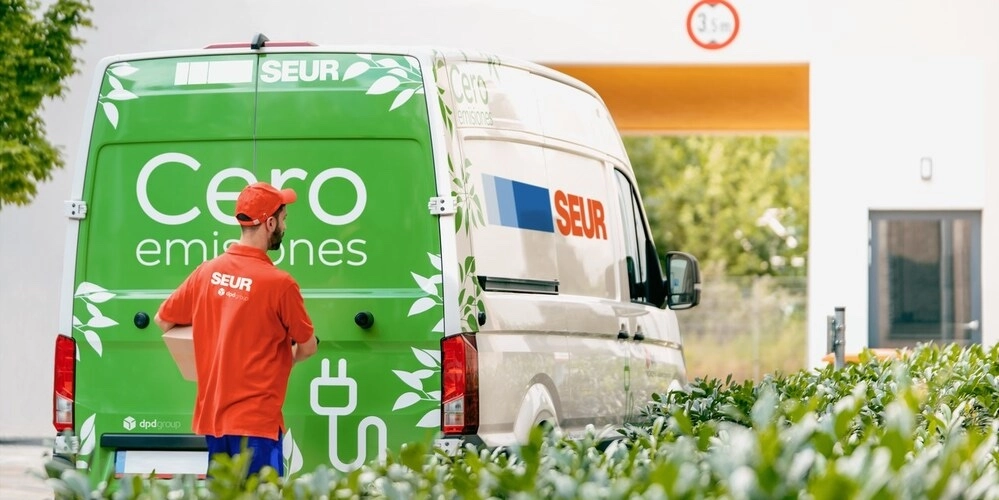 700 electric vehicles for SEUR in 2024: Why are hybrids not part of the strategy?