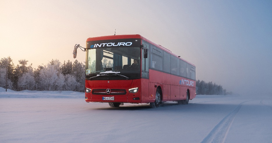 Daimler Buses tests electric intercity bus in Finland