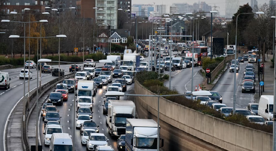 London proposes congestion charge increase and tighter discounts to accelerate EV uptake