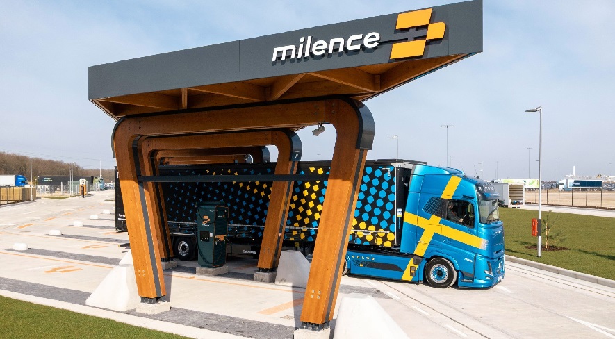 Charging station wins “Best Renewable Energy Project or Installation” award in the UK