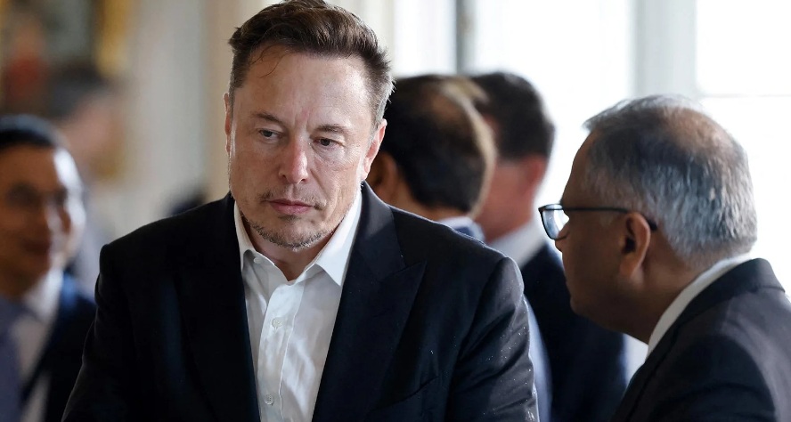 French government threatens to fine Tesla €50,000 per day