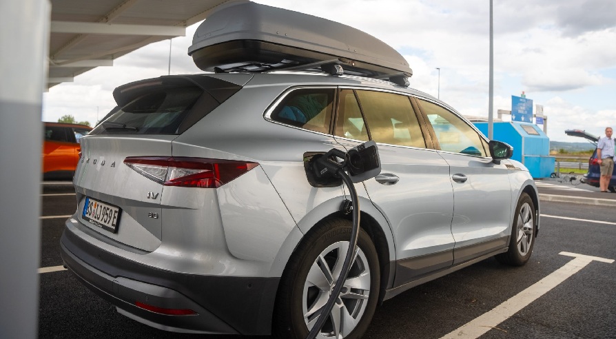 July defies expectations: France registers 31,107 electrified vehicles
