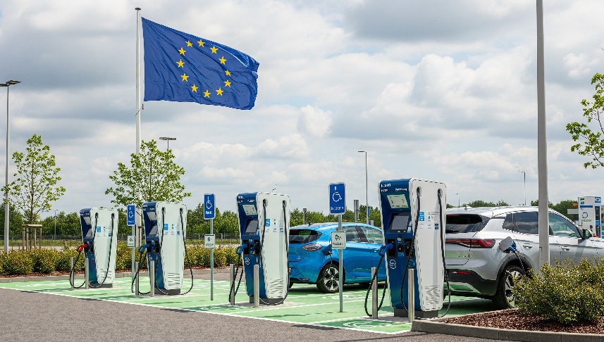 The EU surpasses one million charging points in July