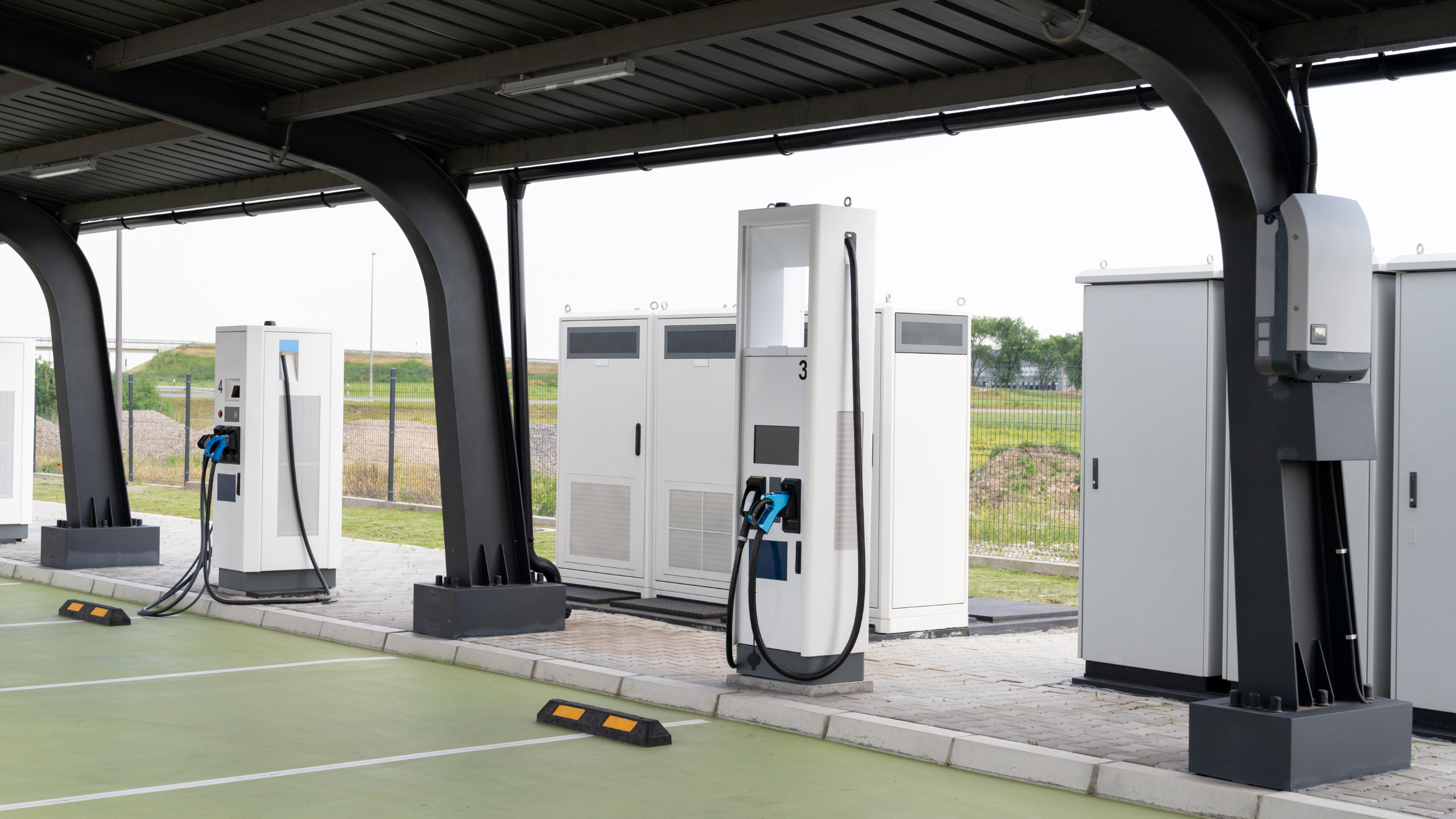 La UPC impulsa el uso de cargadores de vehículos eléctricos para estabilizar la red