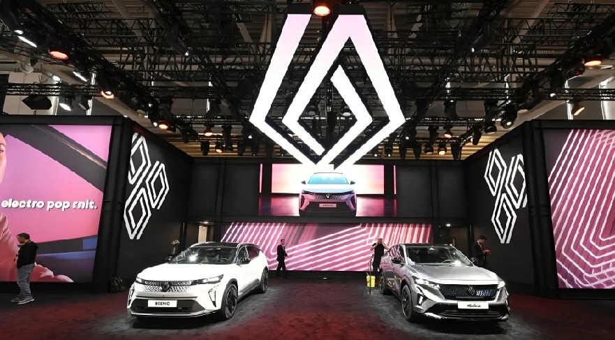 Renault Group successfully issues its first green bond worth €850 million