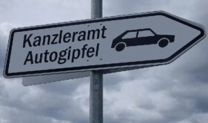 Industry leaders urge Germany to stick to 2035 goal and lead Europe's e-mobility shift