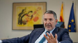 El Govern mantiene conversaciones para que BYD se instale en Cataluña